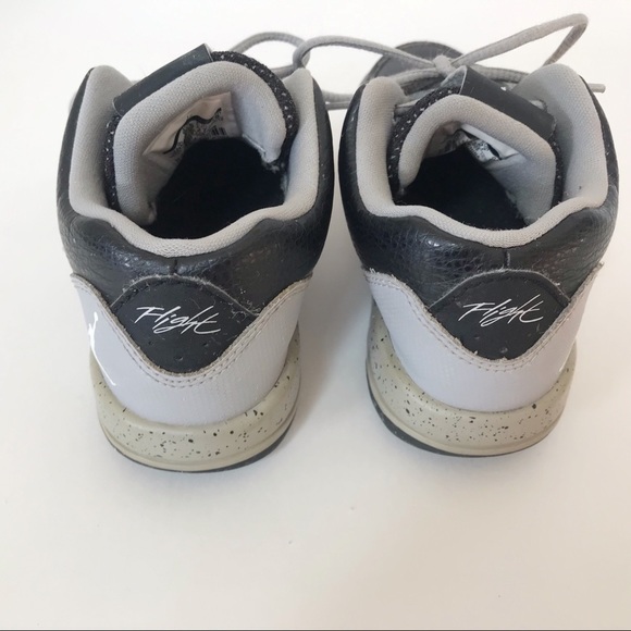 Nike Air Jordan’s Flight Shoes toddler 10 - Picture 3 of 6
